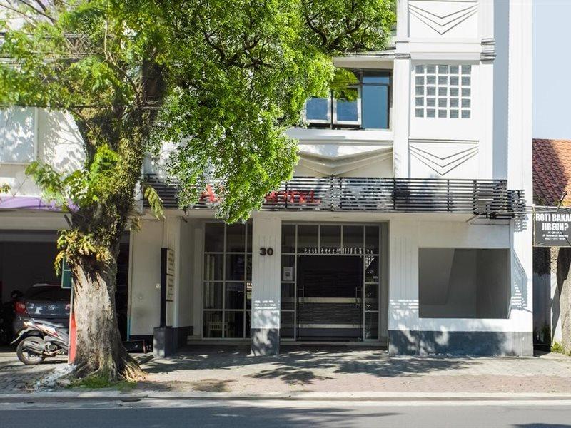 Gania Hotel Μπαντούνγκ Εξωτερικό φωτογραφία